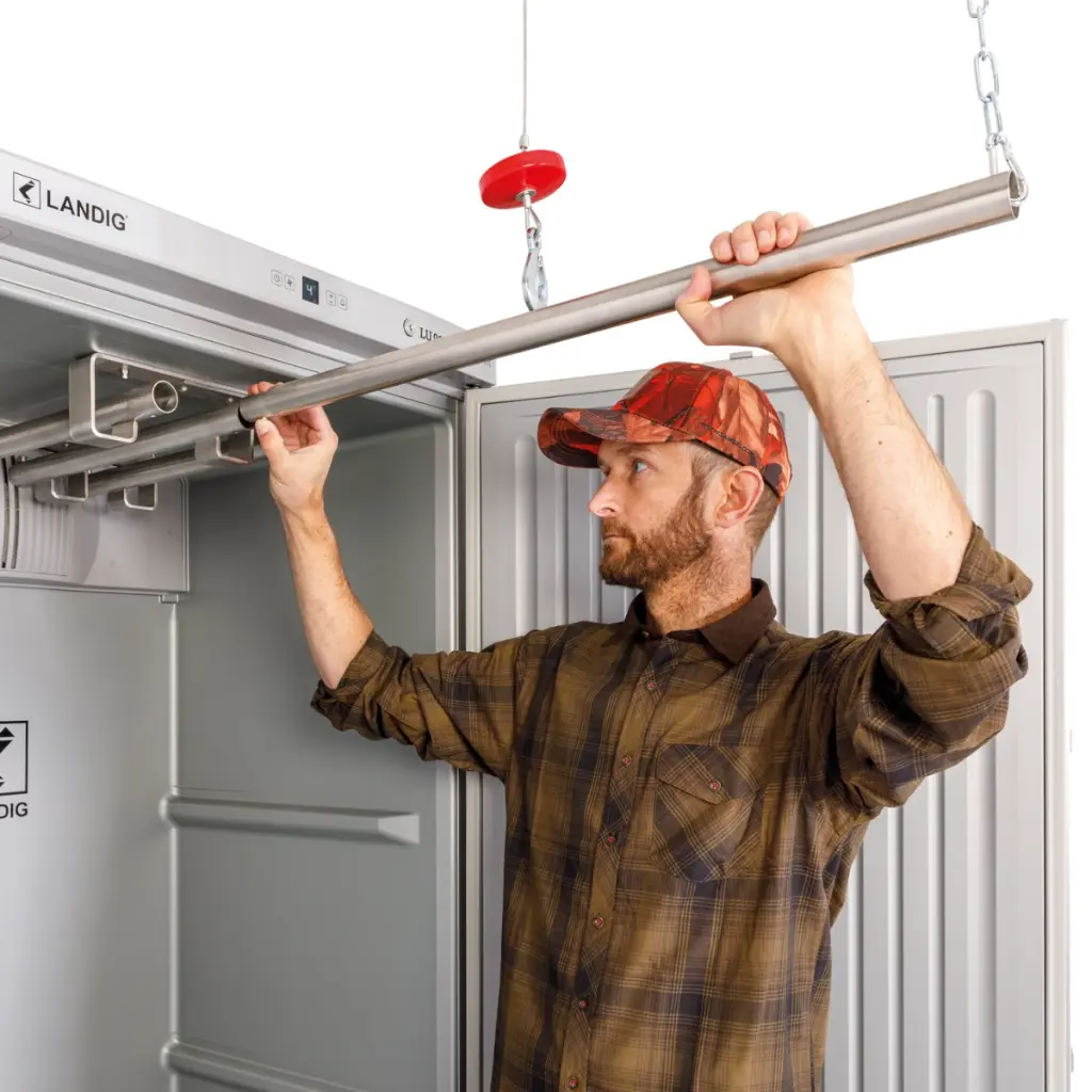 rail-tubulaire-refrigerateur-lu9000-installation.webp