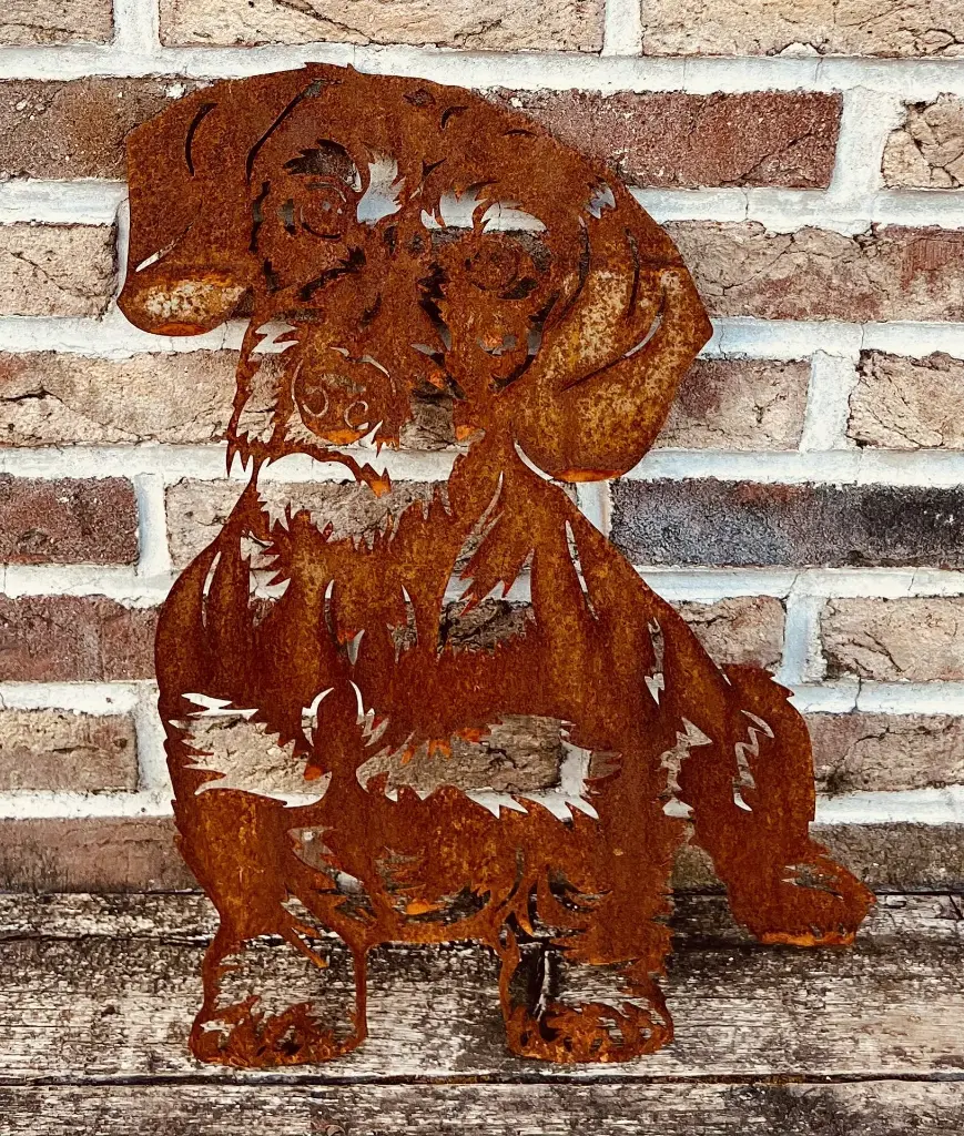deco-animaux-corten-chien-teckel-min.webp