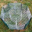 Achtseitige Falle für die Jagd auf Elstern